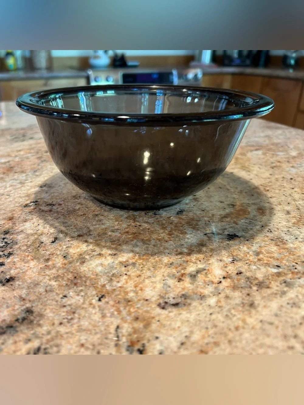 Pyrex Smoke Gray #322 Glass Mixing Bowl w/Rim 7”W holds 1Qt (1L on bottom)